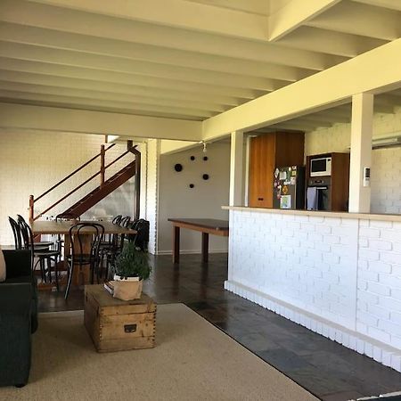 Peterborough Beach House Екстериор снимка